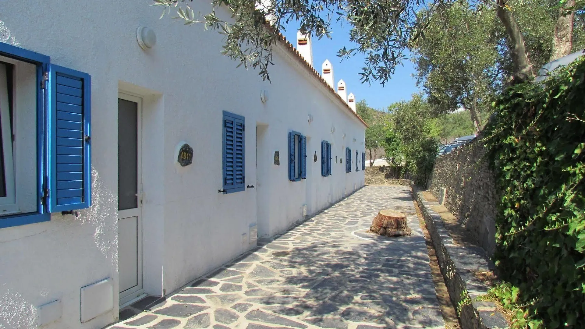 Carpe Diem Cadaques Aparthotel