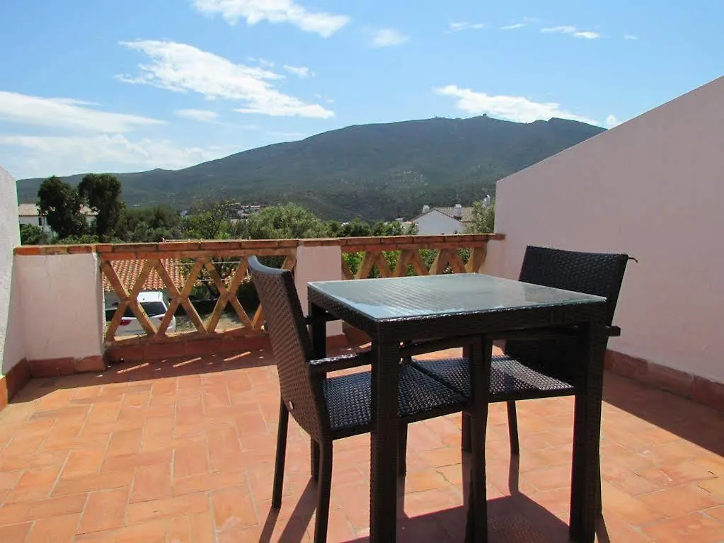 Carpe Diem Cadaques Aparthotel