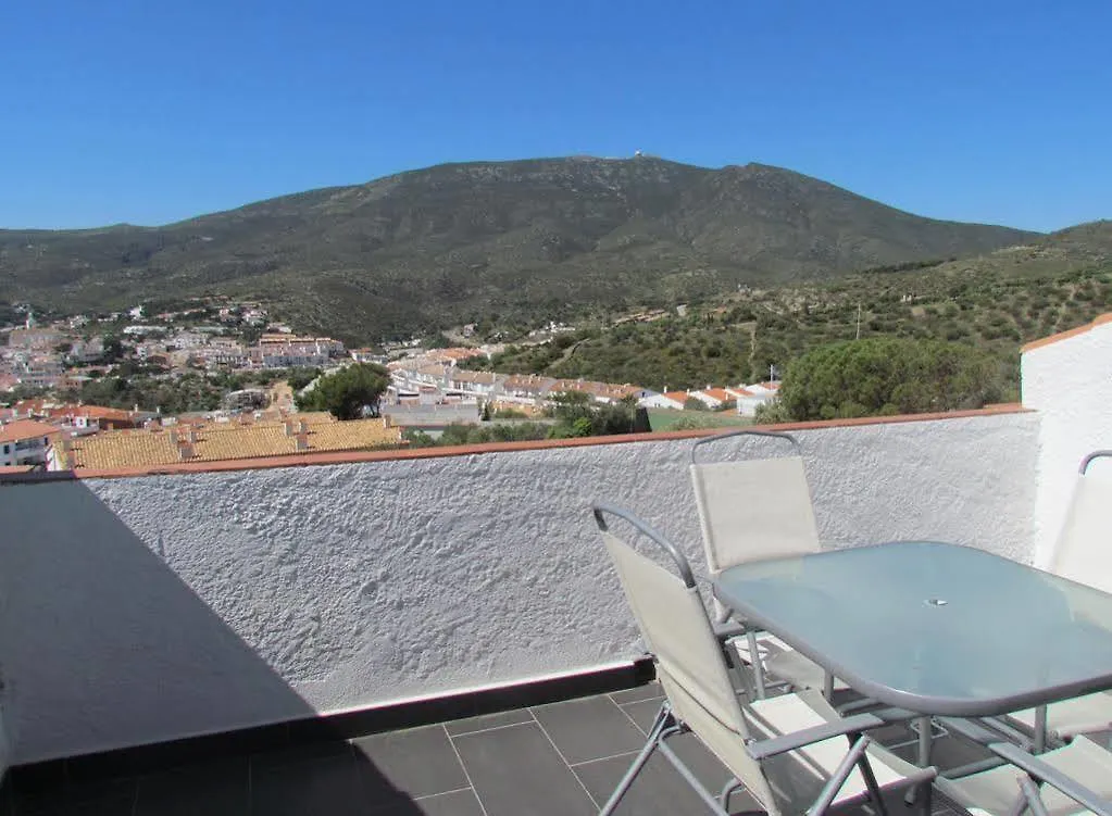 Carpe Diem Cadaques Aparthotel